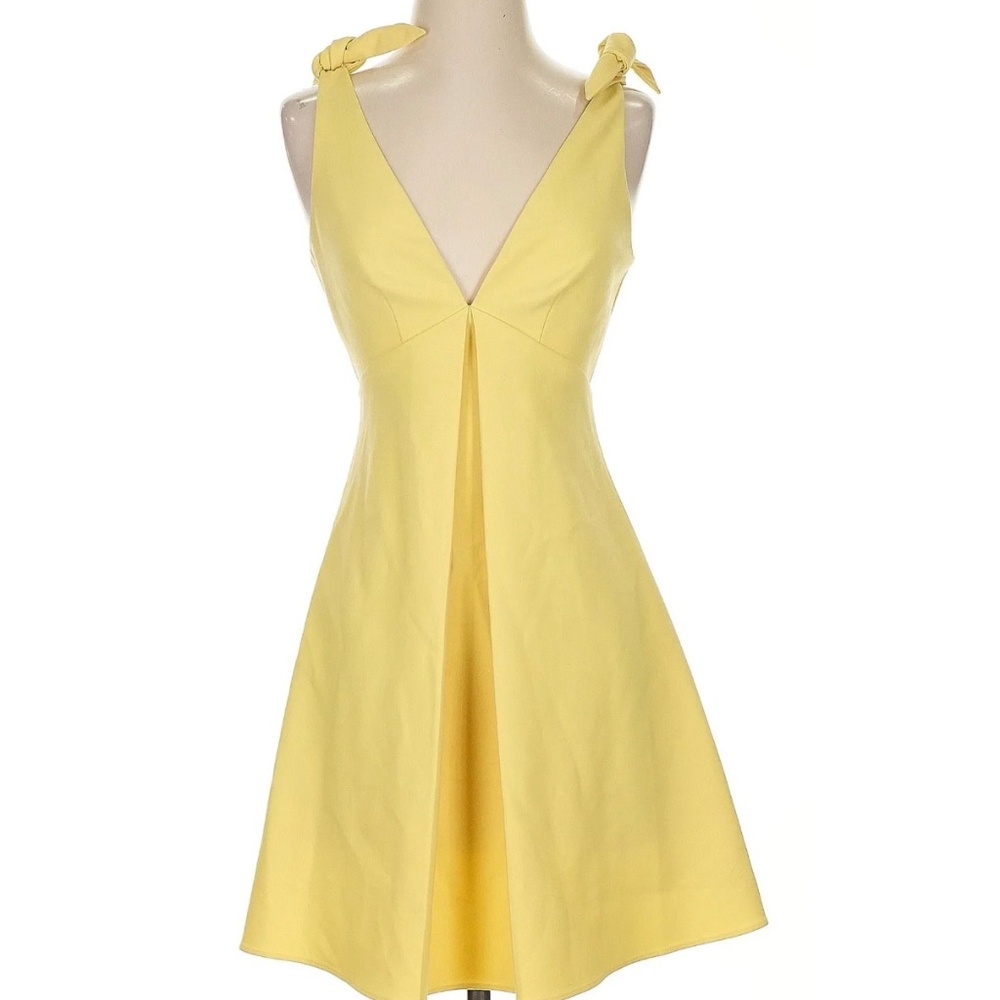 Yellow dress brand- Likely size 0